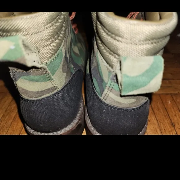 Polo Ralph Lauren Camo boots 11.5  NWOT