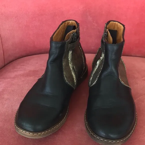 Pom D’Api Paris girls booties