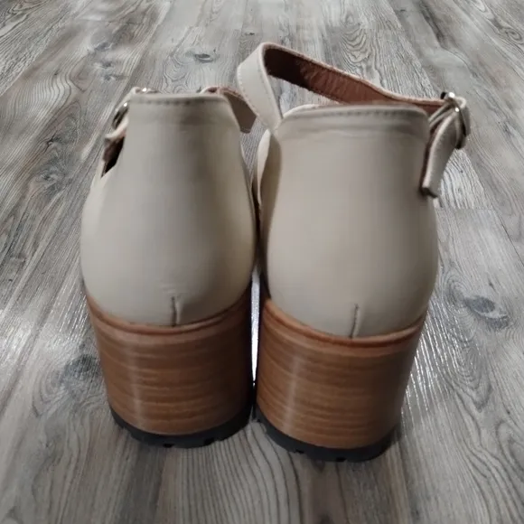 Portland Leather Goods Patina Cream Block Heeled Mary Jane Shoes Size 11