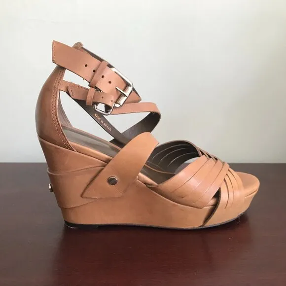 Pour La Victoire | Tan Wedge Platform Sandals
