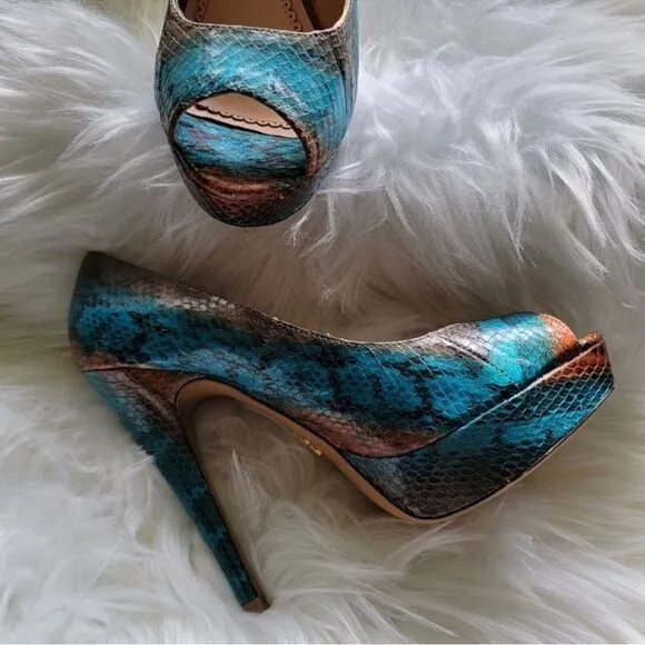 Pour La Victoire Snakeskin Peep-Toe Platform Heels – Size 8.5