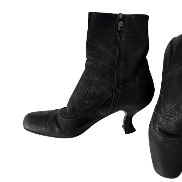 Prada Black Kitten Heel Boots Vintage Y2K 36