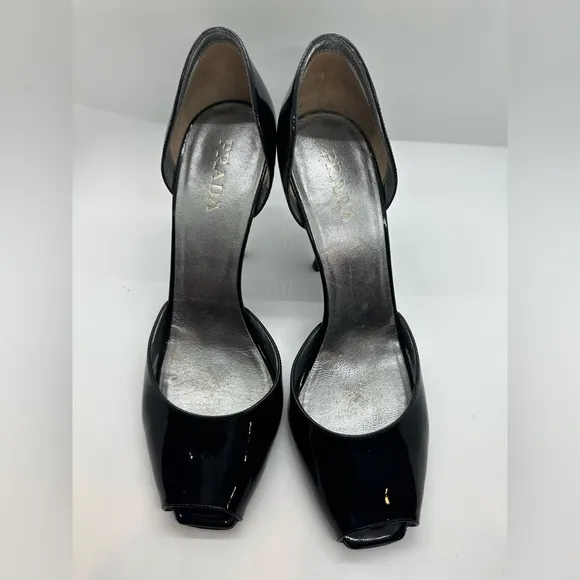 PRADA Calzature Black Patent Leather Peep Toe Pumps Sz 40