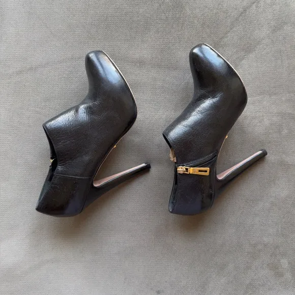 PRADA Calzature Donna Leather Heel Ankle Boot