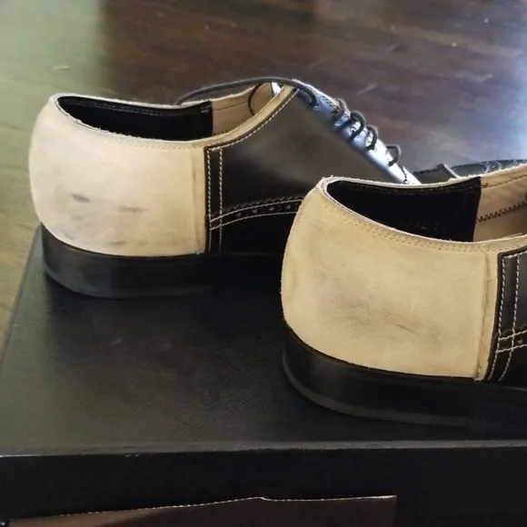 Prada dress shoes size 10