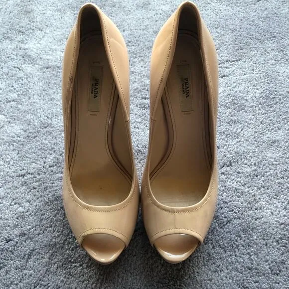 Prada patent leather peep toe heels in tan
