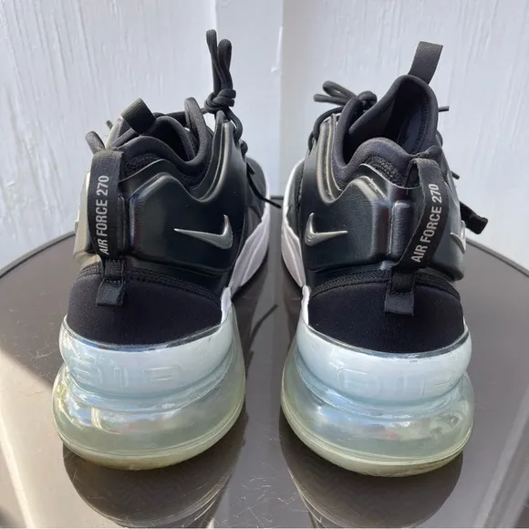 Pre- Owned Men Nike Air Force 270 Black White Sneaker AH6772-001 Size 12