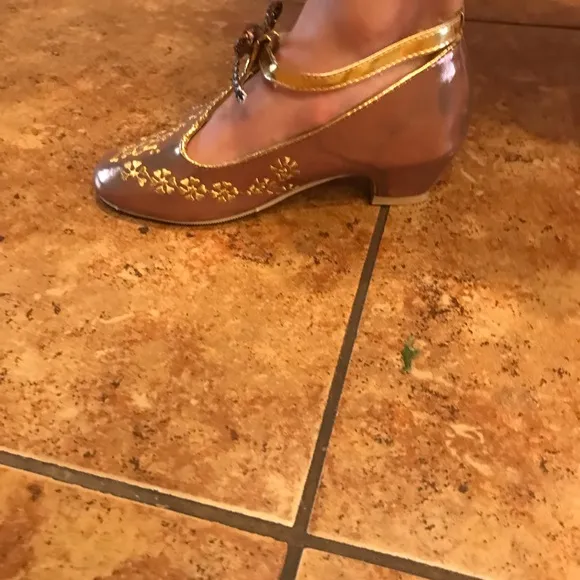 Princess Elena dress and shoes