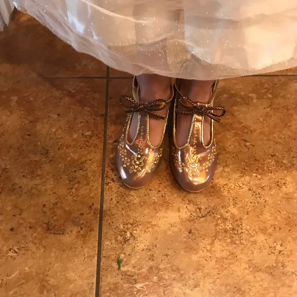 Princess Elena dress and shoes