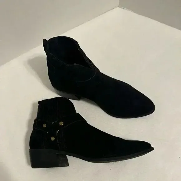 Qupid Kelsey Harness Boots | Size 8.5 | Black
