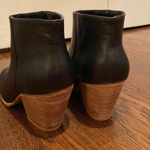 Rachel Comey Mars boots size 7 NWOB