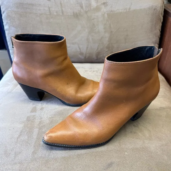 Rachel Comey Sonora Light Brown Leather Ankle Boots Back Zipper Low Heel Size 9