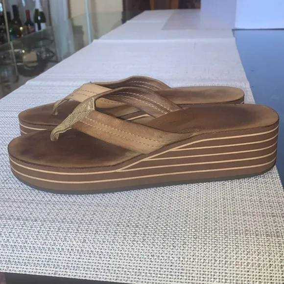 RAINBOW Platform WOMEN Sandals , light brown , leather, size9.5-10 , sanitized