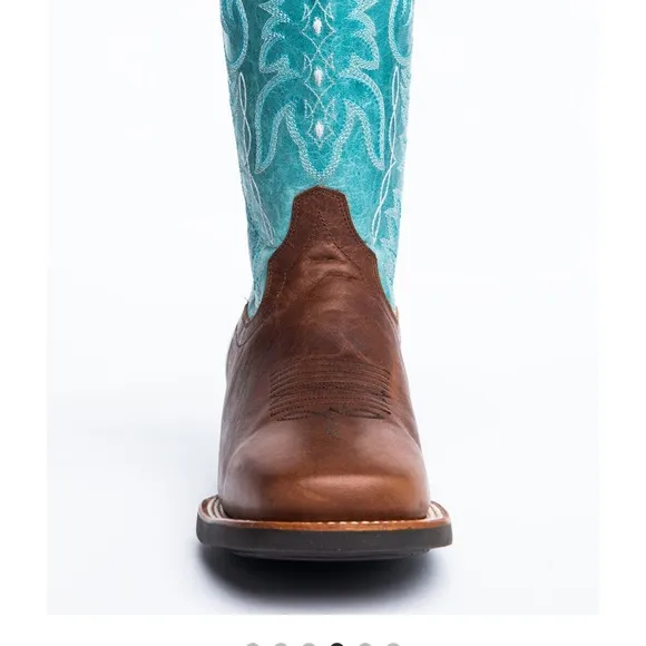 Rank 45Brown and Blue Heeled Boots with Western Design