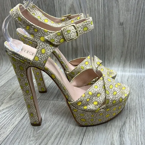Red Valentino yellow Daisy Platform sandals