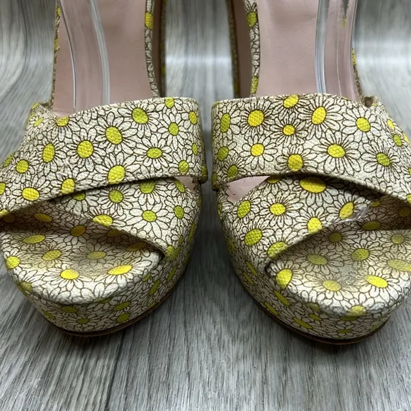 Red Valentino yellow Daisy Platform sandals