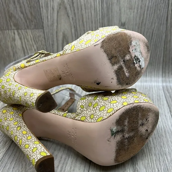 Red Valentino yellow Daisy Platform sandals