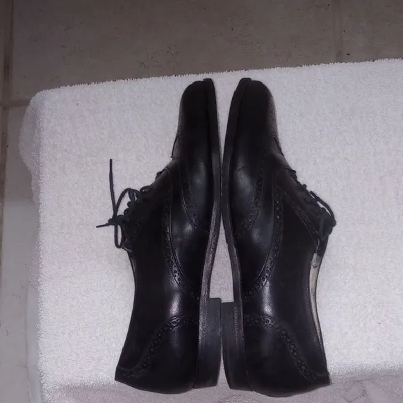 Reebok Men's Black Dress Shoes