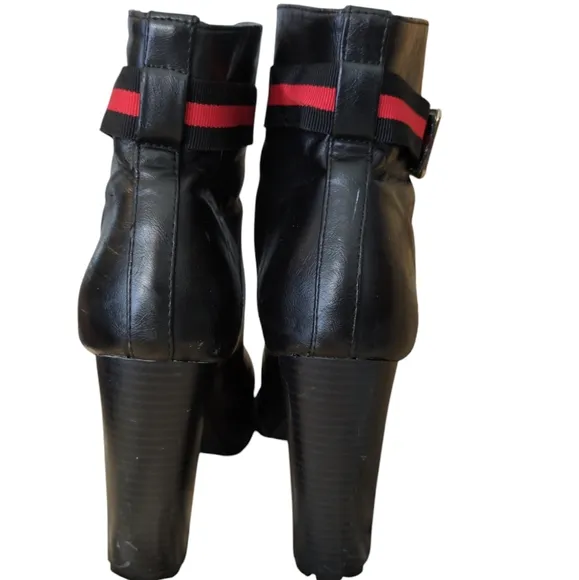 Ribonea Lace-Up Platform Ankle Boot size 10 Black Red belted.