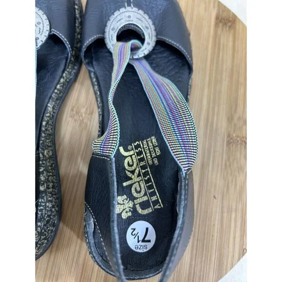Rieker Daisy Black Leather Closed Toe Sandal Shoes Womens Size 38 US 7