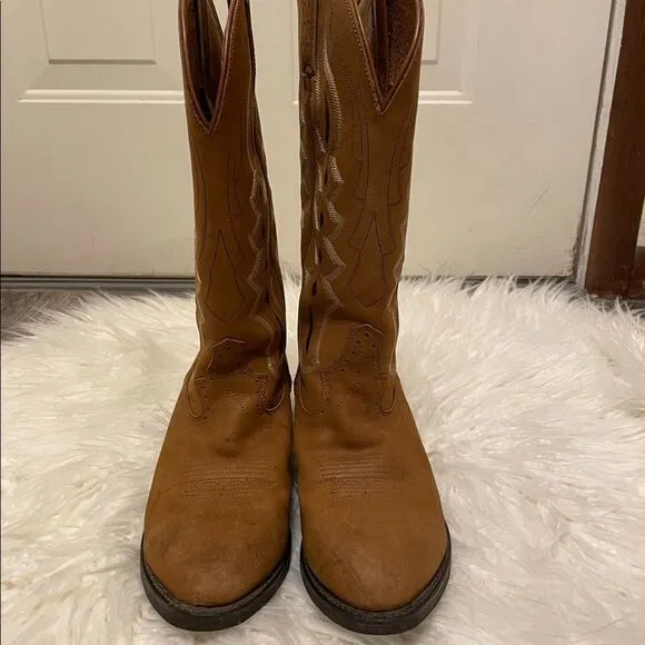 Road Wolf Cowboy Boots - Size 8 - Great Condition