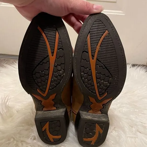 Road Wolf Cowboy Boots - Size 8 - Great Condition