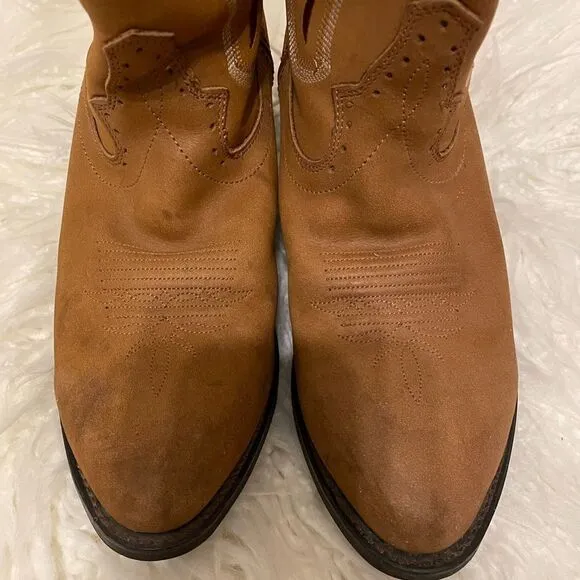 Road Wolf Cowboy Boots - Size 8 - Great Condition