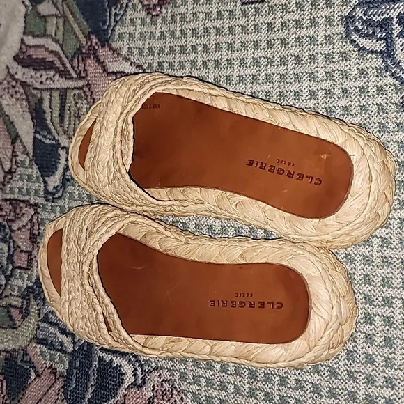 Robert Clergerie Paris Neutrals Espadrille straw sandals low platform 39.5