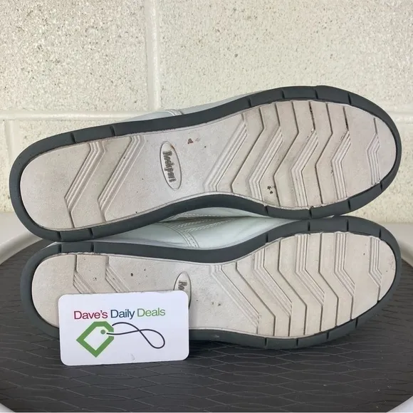Rockport ProWalker White Leather Flats Women Size 9M Casual Shoes