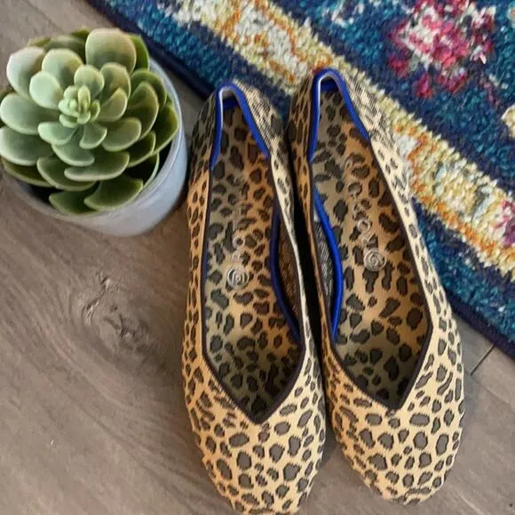 Rothys spotted leopard print round toe size 7 flat woman’s shoes