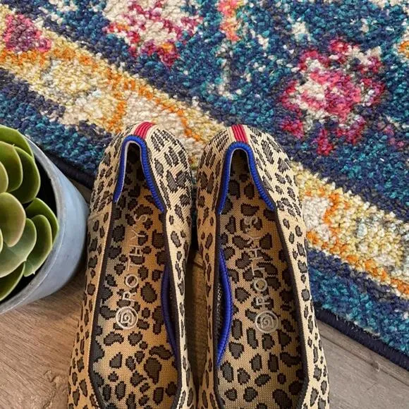 Rothys spotted leopard print round toe size 7 flat woman’s shoes