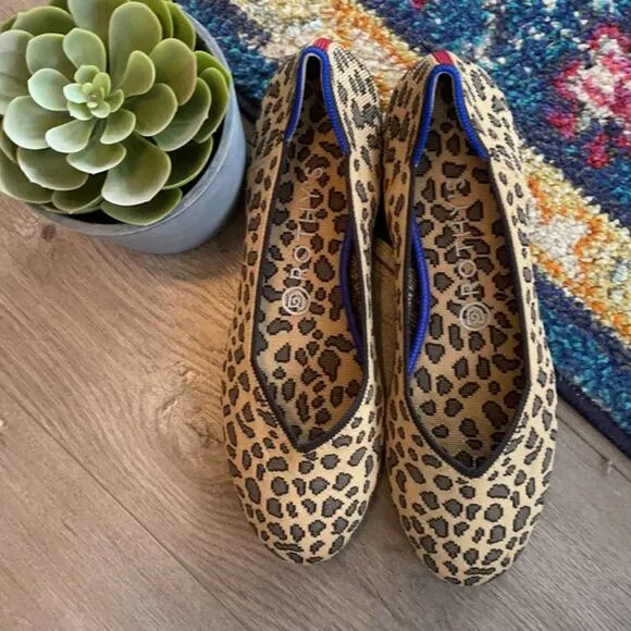 Rothys spotted leopard print round toe size 7 flat woman’s shoes