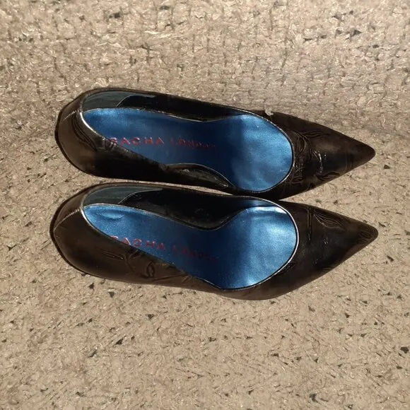 SACHA LONDON-Pewter/Silver Metallic Leather Stilettos-Floral Embossed-Sz 8-NWOB