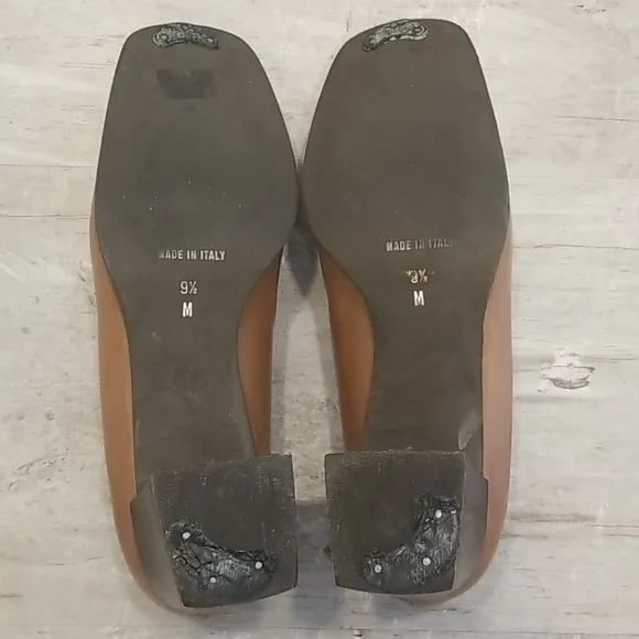 💕SAKS FIFTH AVENUE💕 Penny Loafer Leather Heels