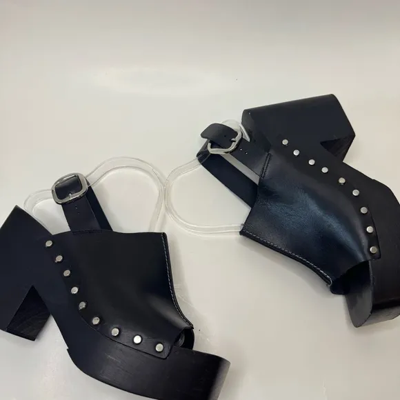 ❕SALE❕ Zara Black Platform Heeled Sandals
