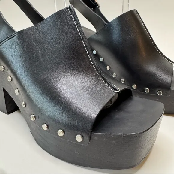 ❕SALE❕ Zara Black Platform Heeled Sandals