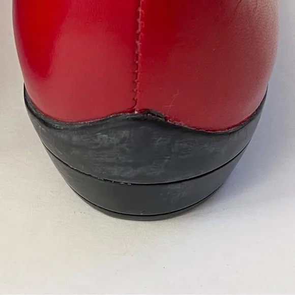 SALVATORE FERRAGAMO black patent red leather Oxford round toe bow ballet flats