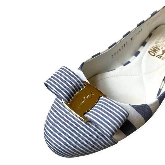 Salvatore Ferragamo Blue White Nautical Varina Ballet Shoe, Sz 6 C