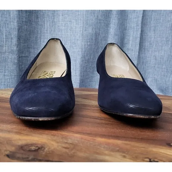 Salvatore Ferragamo Classic Block Heel Pumps Designer Italy Black Size 8B