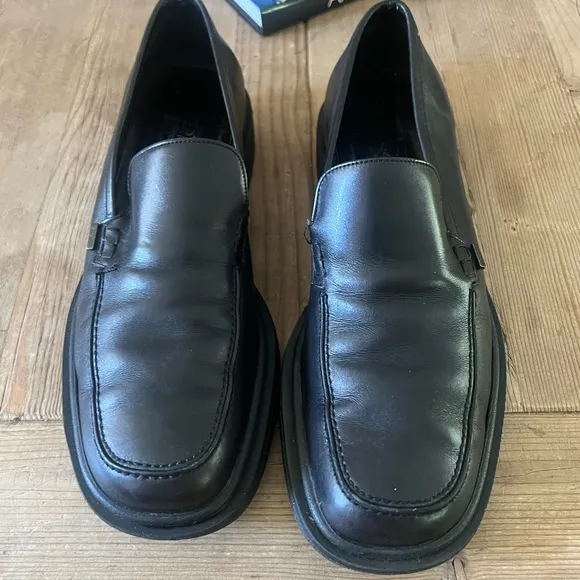 Salvatore Ferragamo men’s black loafers shoes
