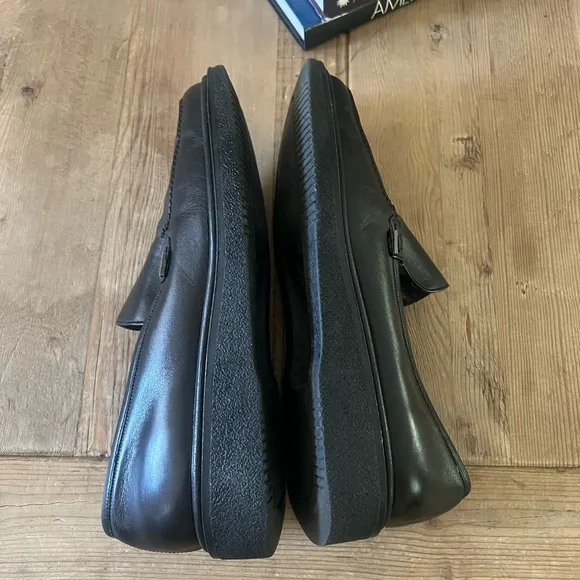 Salvatore Ferragamo men’s black loafers shoes