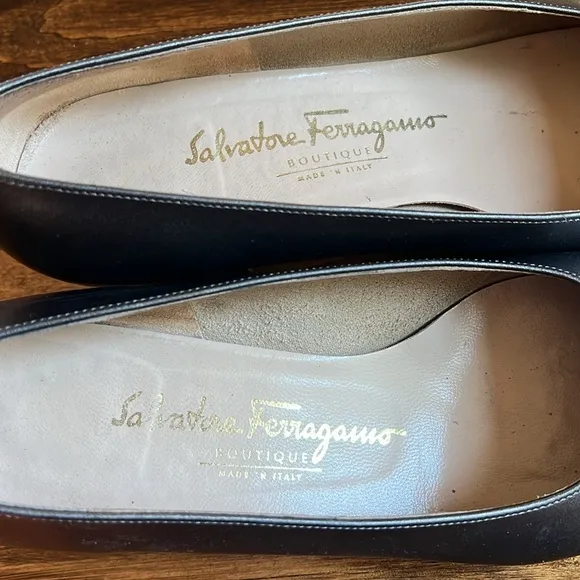 Salvatore Ferragamo Pewter Almond Toe Block Heel Shoes Sz 8