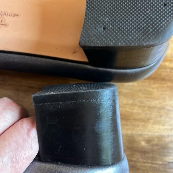 Salvatore Ferragamo Pewter Almond Toe Block Heel Shoes Sz 8