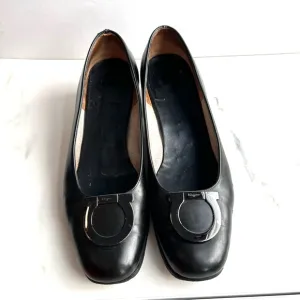 Salvatore Ferragamo Vintage Women's Block Heeled Logo Shoes in Size 6 1/2