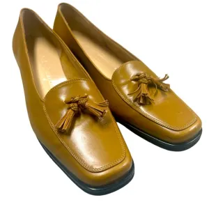 SALVATORE FERRAGAMO Women's Shoes Tan Leather Tassel Square Toe Heels Size 7