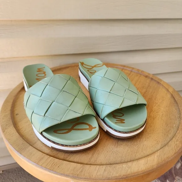 Sam Edelman Adaley green woven slide sandals size 9.5M