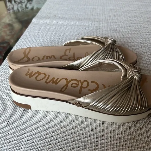Sam Edelman Adriel Top Knotted Heeled gold platform sandals size6.5
