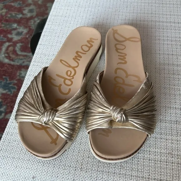 Sam Edelman Adriel Top Knotted Heeled gold platform sandals size6.5