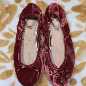 SAM EDELMAN Felisha Elegant Velvet Ballet Flats