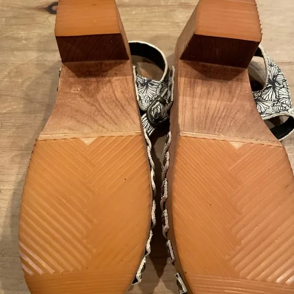 Sanita Wood Leather Black White floral studded Women’s Sandals 10